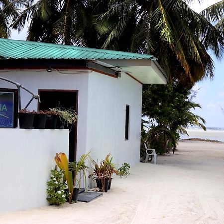 Zest Cabana Hotel Maafushi Exterior photo