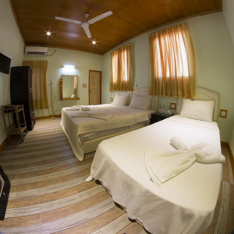 Zest Cabana Hotel Maafushi Room photo